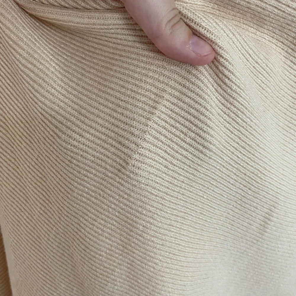 Off-the-Shoulder Cream Sweater - Picture 5 of 5